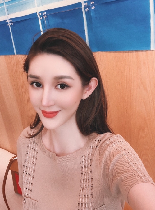 张婉婷的第一张照片--东山婚介网