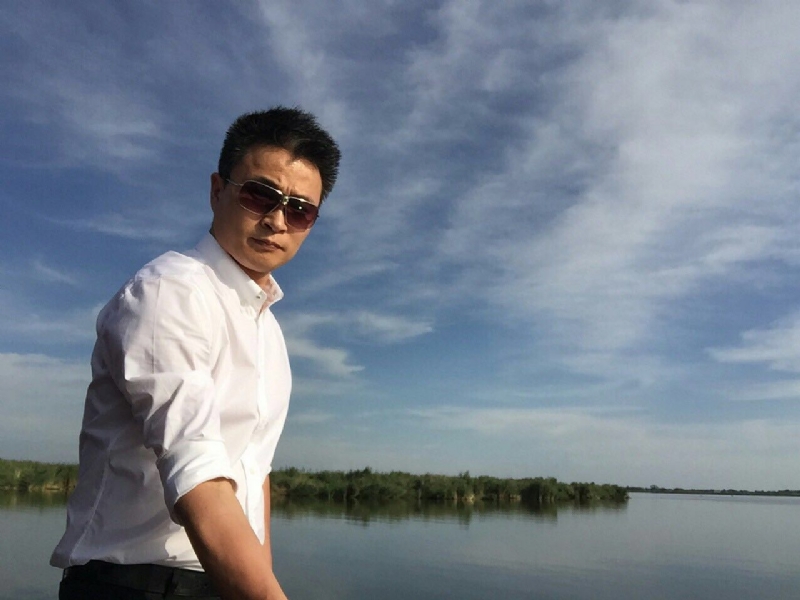 罗的第一张照片--东山婚介网