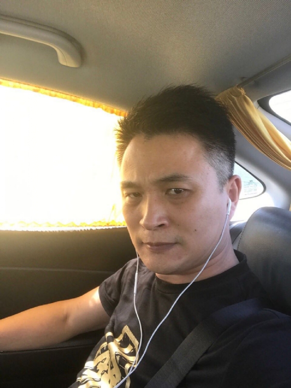 罗的第二张照片--东山婚介网