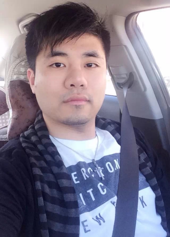 侯爵的第二张照片--东山婚介网