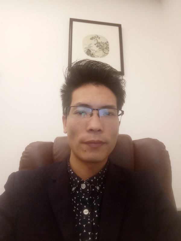 爱也要以诚相待的第一张照片--东山婚介网