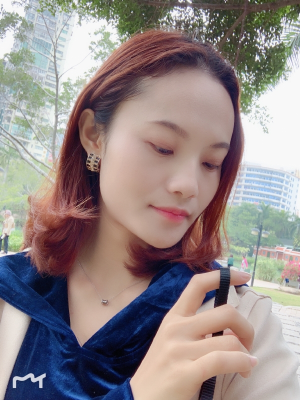 曼夕的第一张照片--东山婚介网