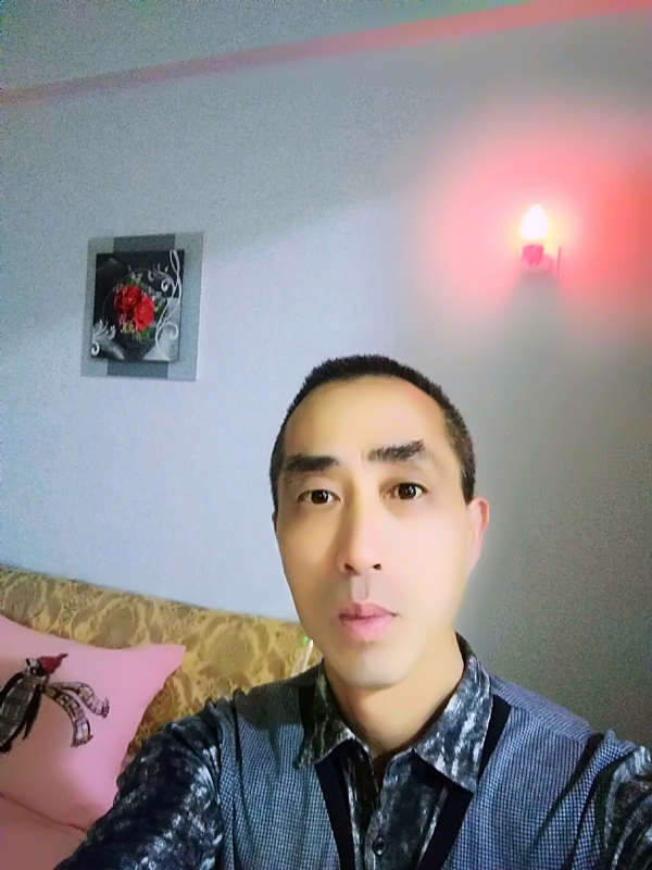 真诚的第一张照片--东山婚介网