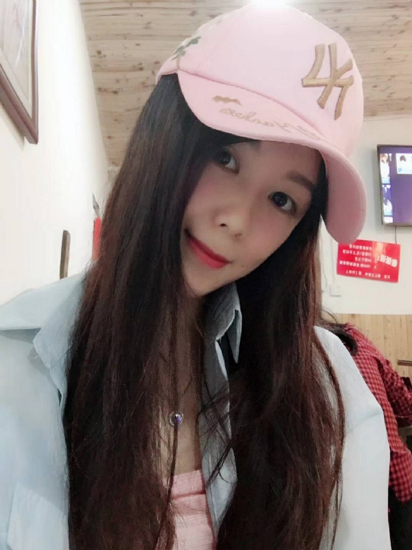 丹丹的第三张照片--东山婚介网