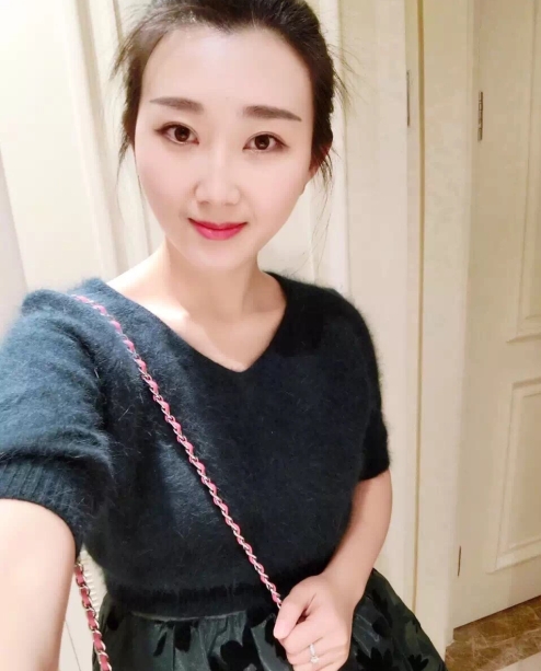 小妮的第三张照片--东山婚介网