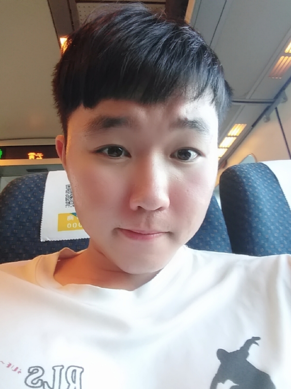 爱玉的第一张照片--东山婚介网
