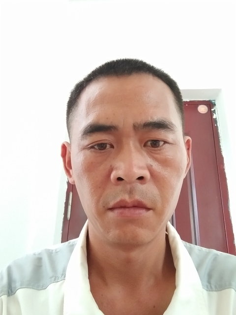 寻爱的第一张照片--东山婚介网