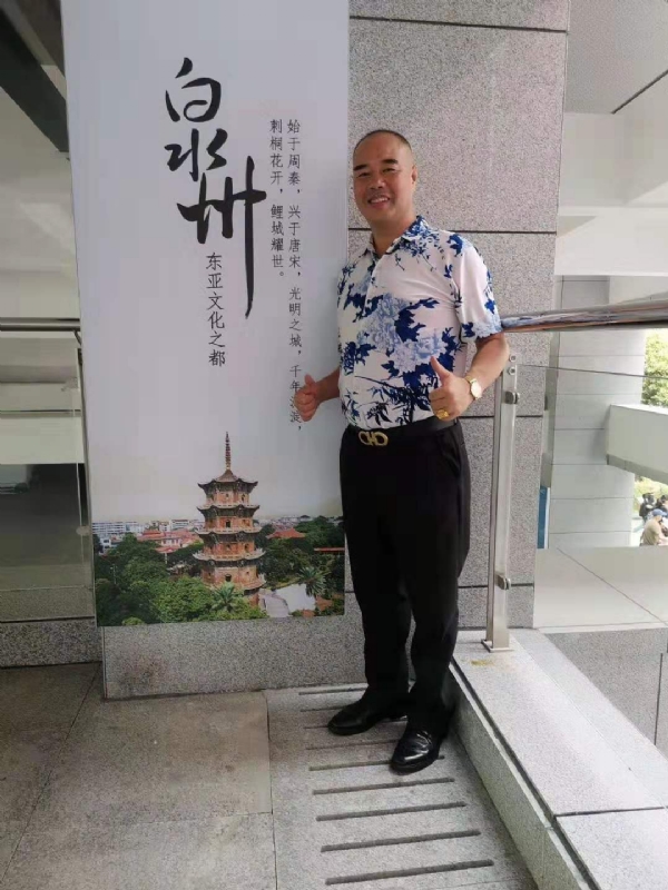 李国伟的第一张照片--东山婚介网