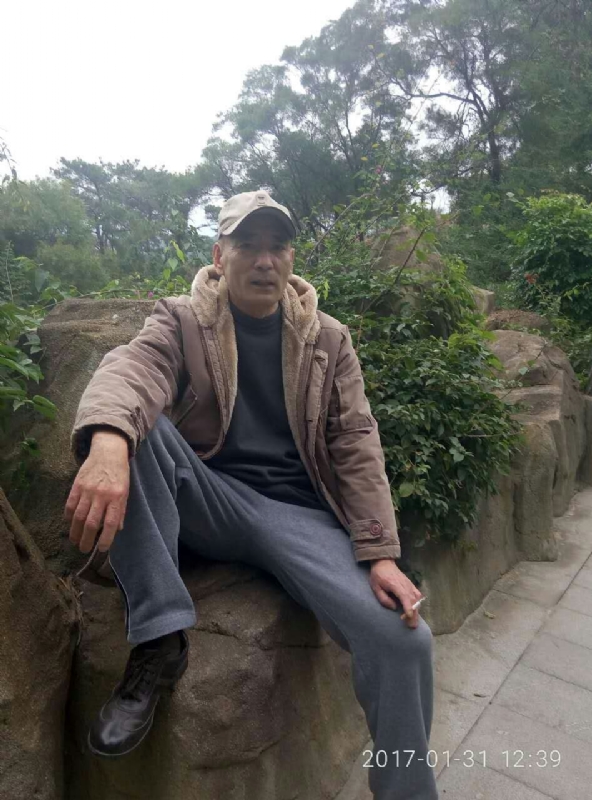热腾腾的第一张照片--东山婚介网