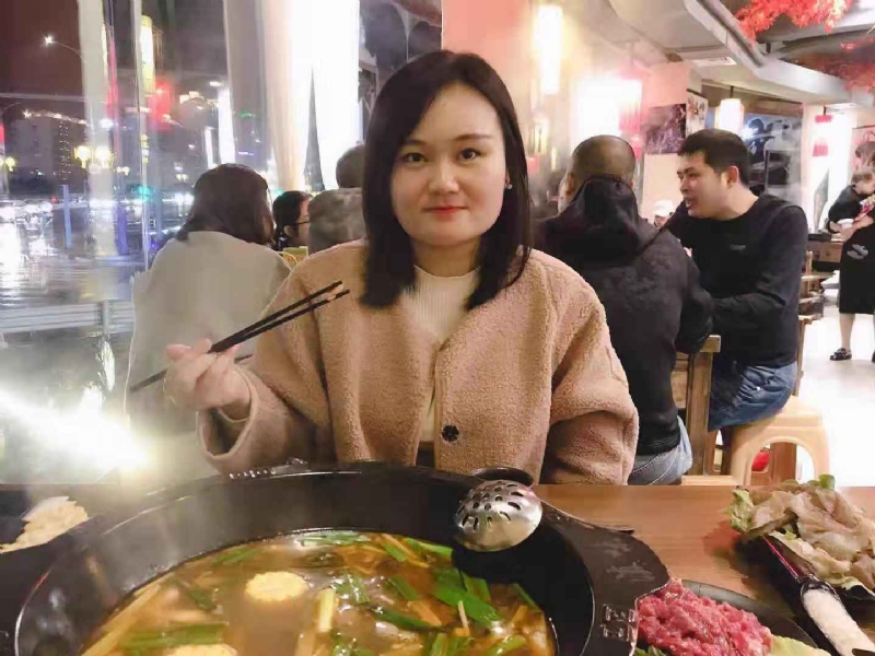 az的第一张照片--东山婚介网