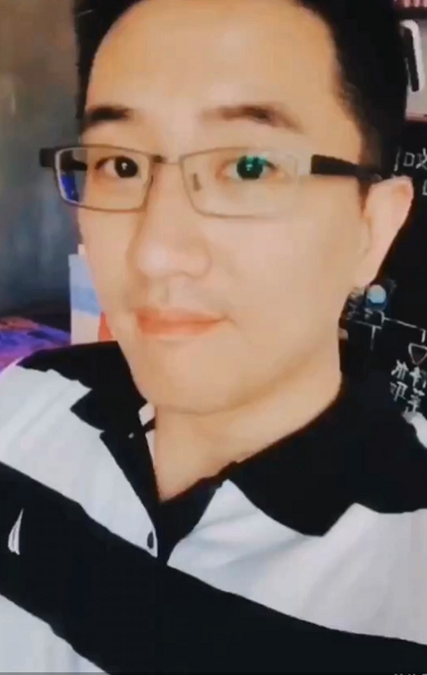 虎子的第一张照片--东山婚介网