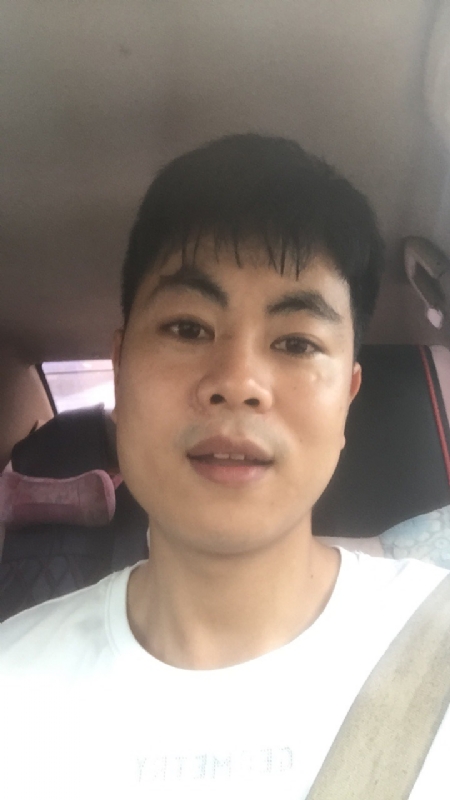 小贱哥的第一张照片--东山婚介网