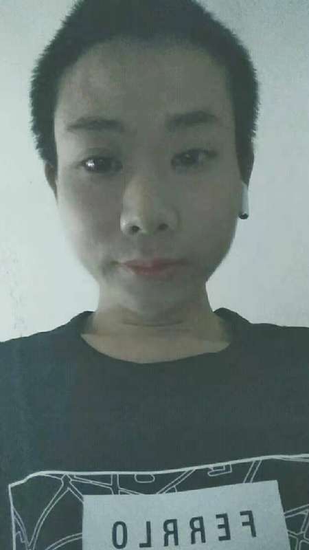 水中月的第一张照片--东山婚介网