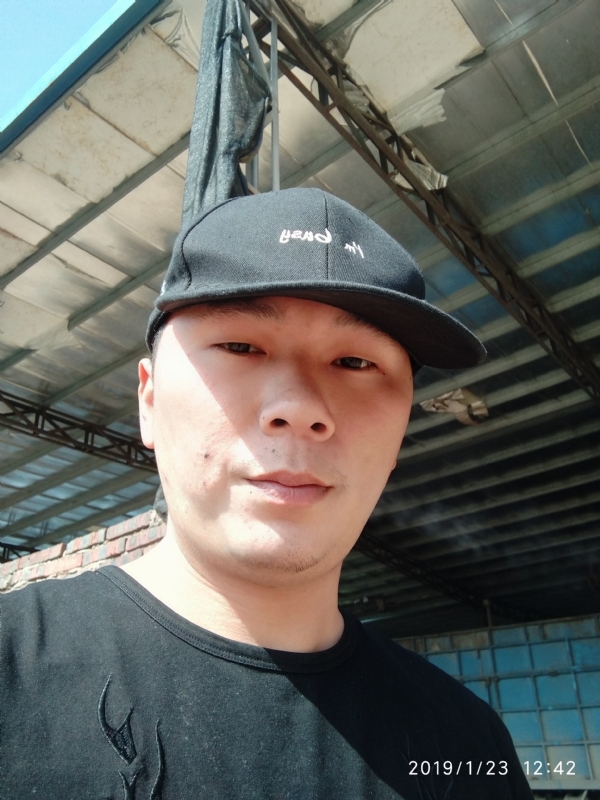小蔡的第一张照片--东山婚介网