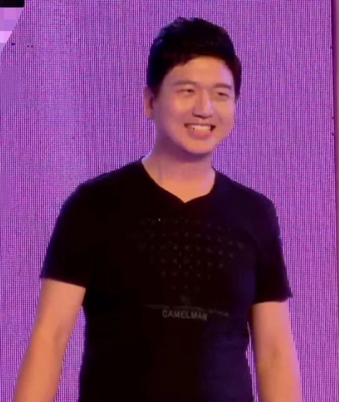 风继续吹的第一张照片--东山婚介网