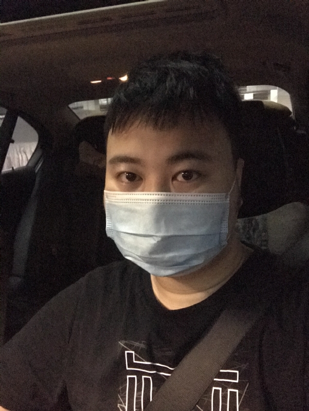 Roman的第一张照片--东山婚介网