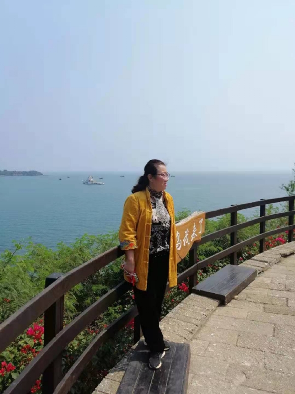 曦若半秋的第一张照片--东山婚介网