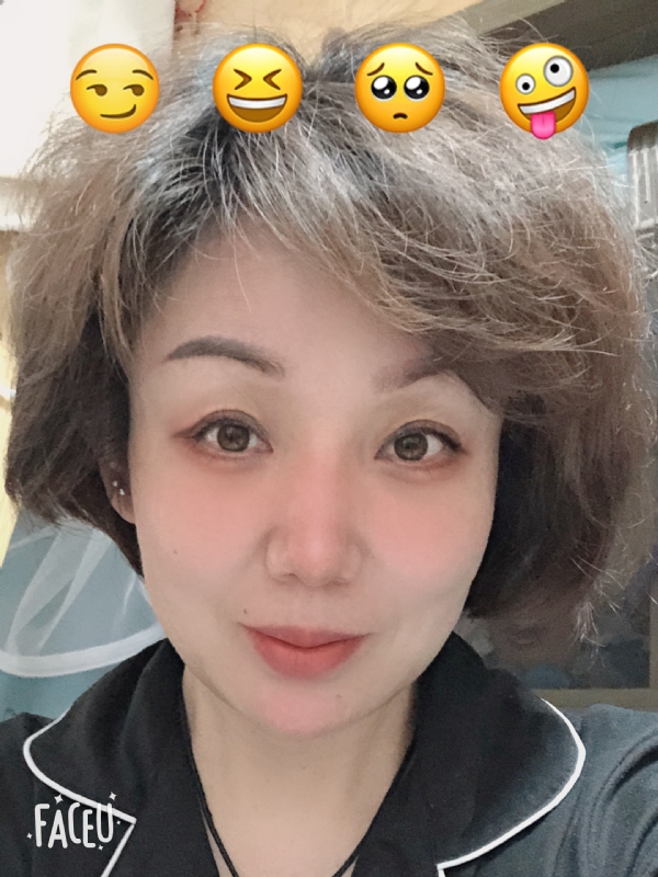 飘拂的第一张照片--东山婚介网