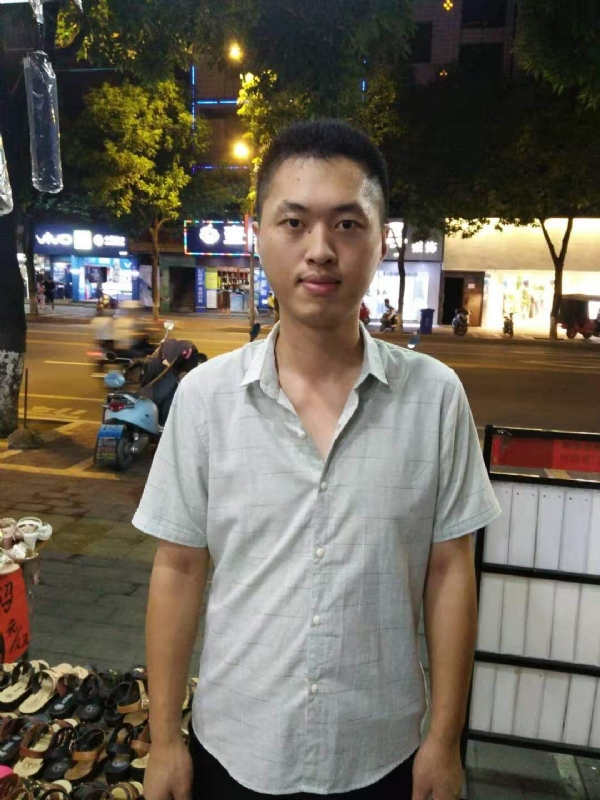 单身的雄鹰的第一张照片--东山婚介网