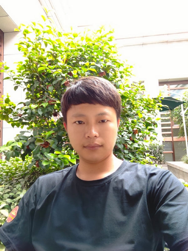 谈情说爱的第一张照片--东山婚介网