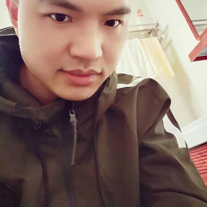 高大上的宅男的第一张照片--东山婚介网