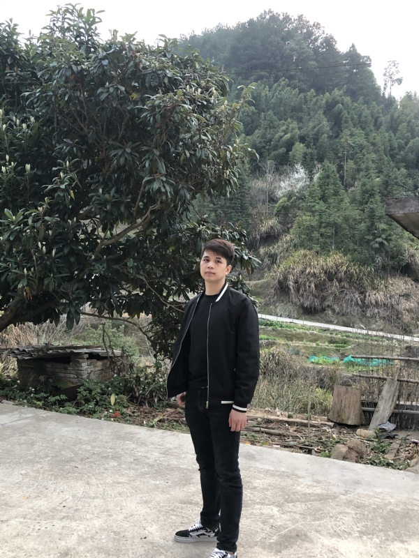 随遇而安的第一张照片--东山婚介网
