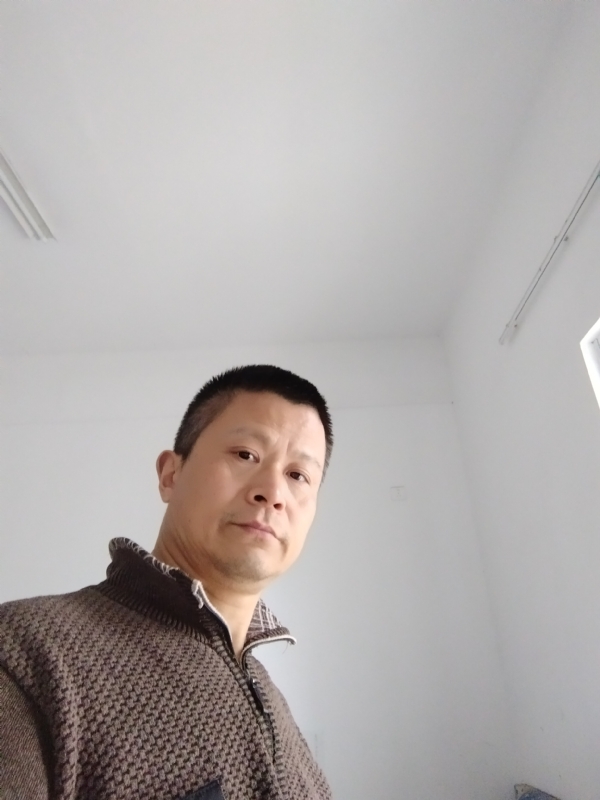 无云的第一张照片--东山婚介网