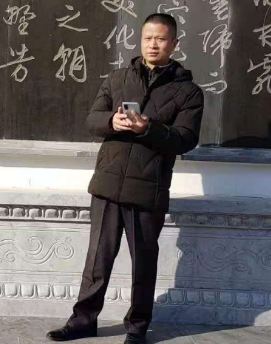 无云的第二张照片--东山婚介网