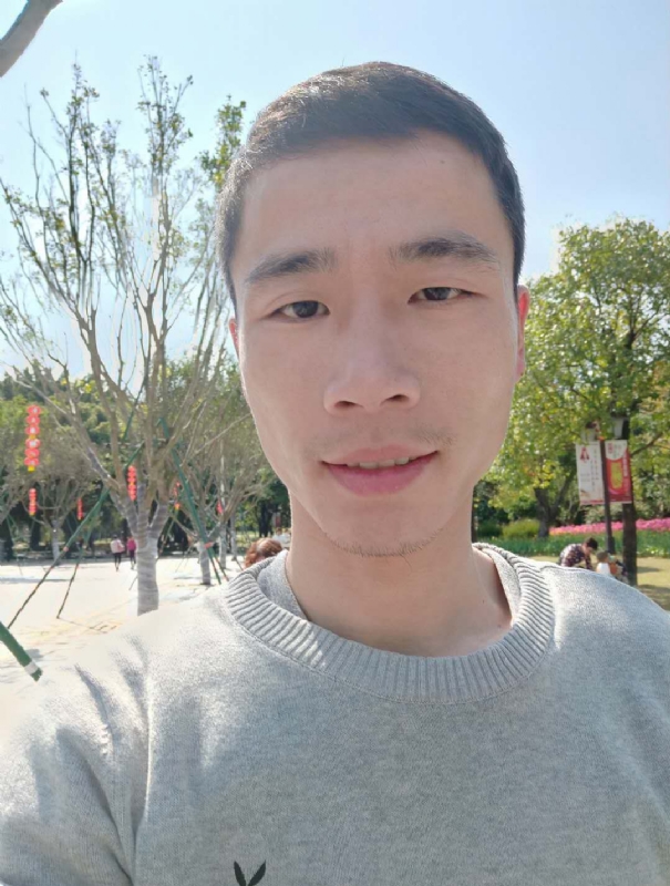 小懒虫的第一张照片--东山婚介网