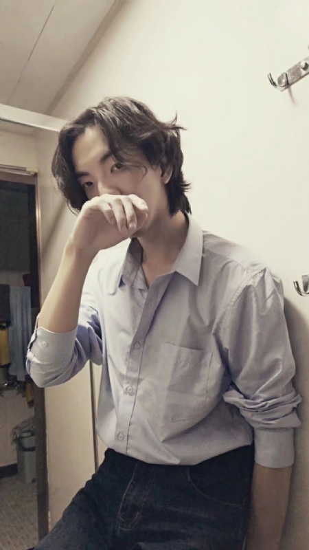 暴走辐射的第一张照片--东山婚介网
