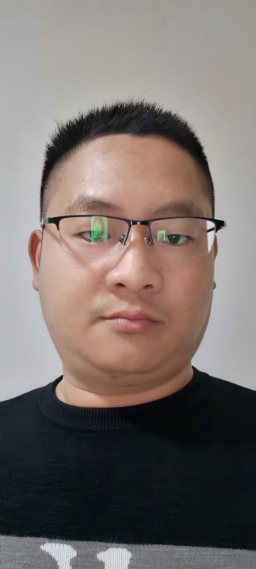 龙逍遥的第二张照片--东山婚介网