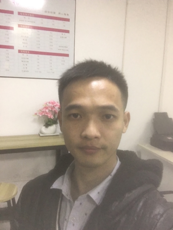 法律人小陈的第一张照片--东山婚介网