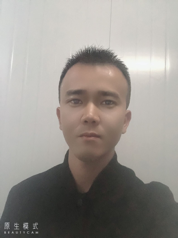 壮飞的第一张照片--东山婚介网
