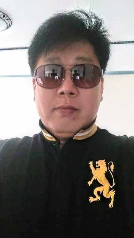 含笑半步癲的第二张照片--东山婚介网