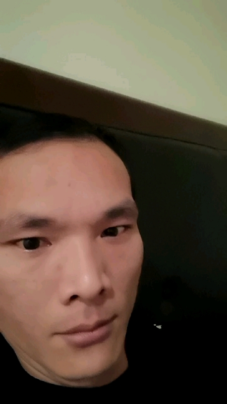 只影向谁去的第三张照片--东山婚介网