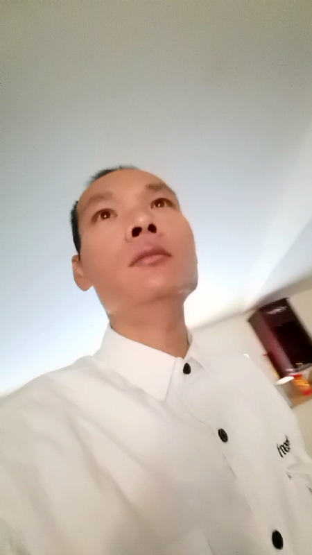 只影向谁去的第五张照片--东山婚介网