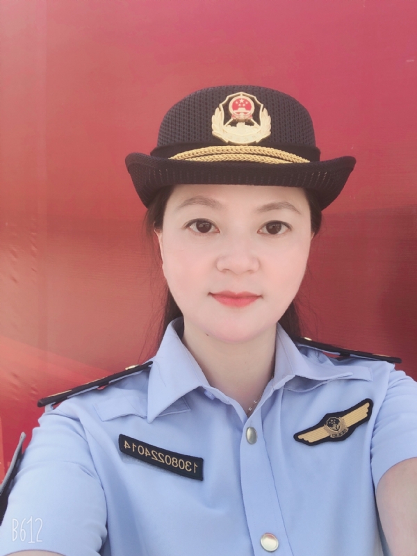 明明的第一张照片--东山婚介网