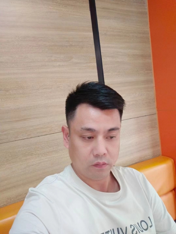 不知道的第三张照片--东山婚介网