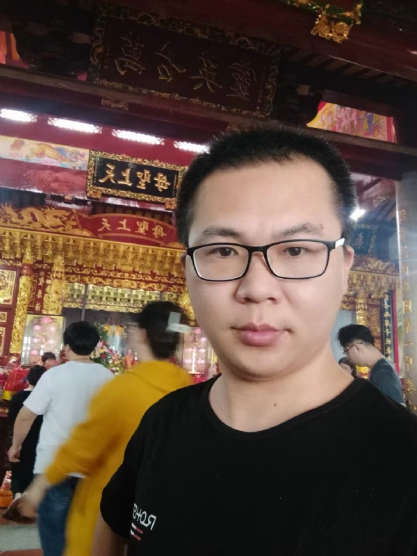 天哥的第二张照片--东山婚介网