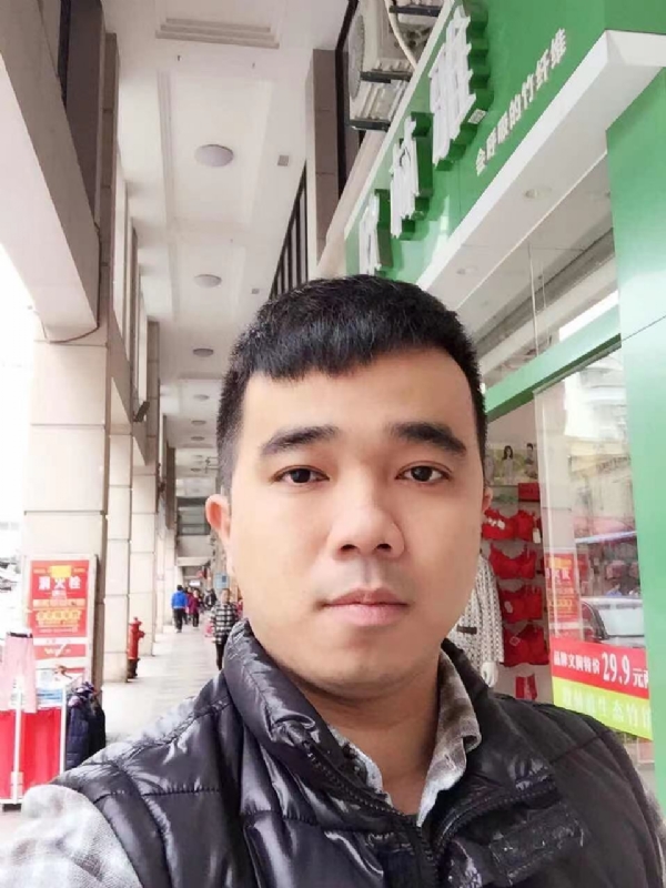 小小怪兽的第一张照片--东山婚介网