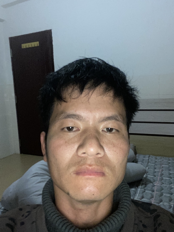 开心的第三张照片--东山婚介网