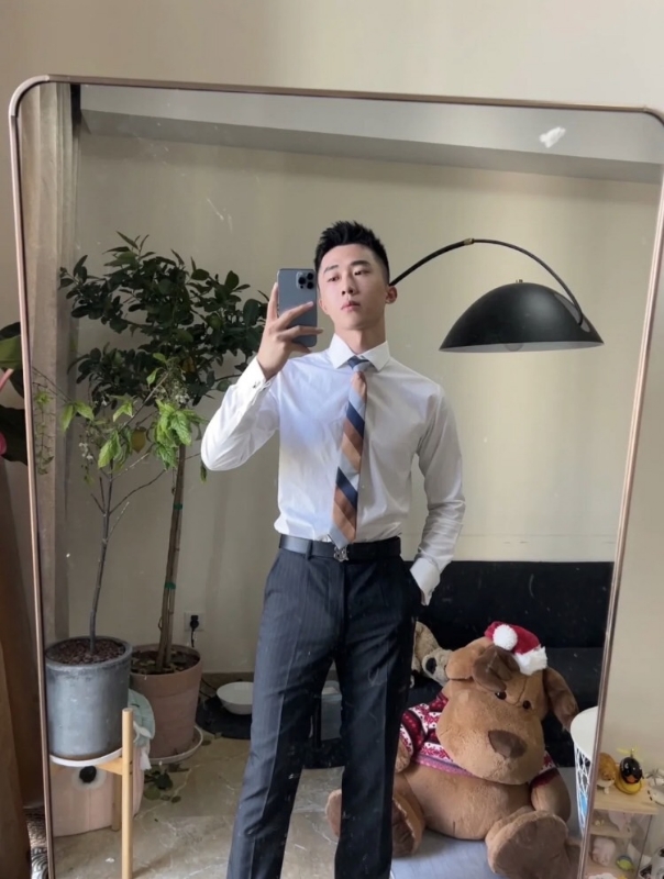 张浩的第一张照片--东山婚介网