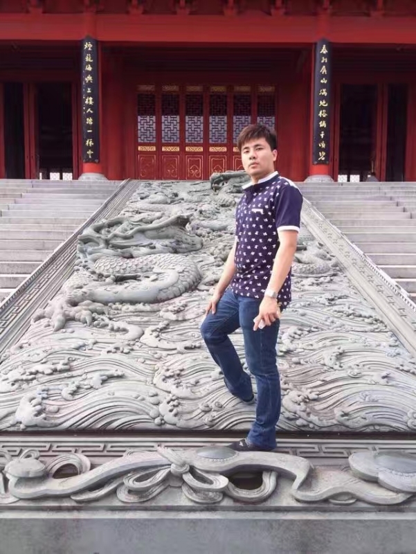 御龙氏的第一张照片--东山婚介网