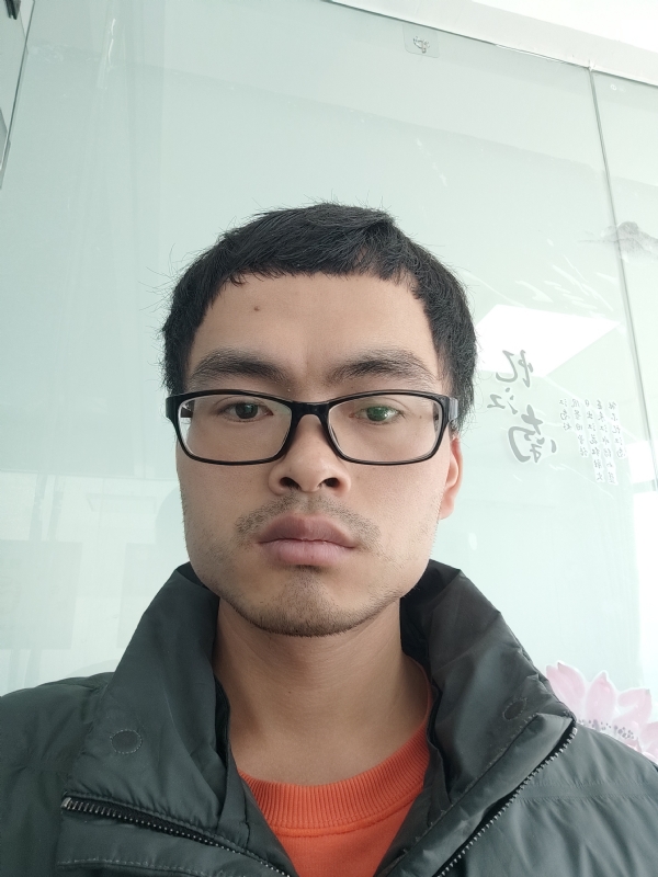林嘉任的第二张照片--东山婚介网