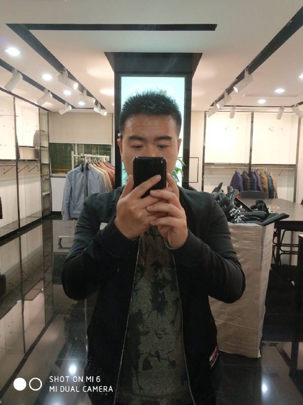 石狮征婚的第三张照片--东山婚介网
