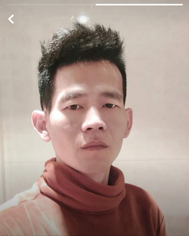 白了少年头的第一张照片--东山婚介网