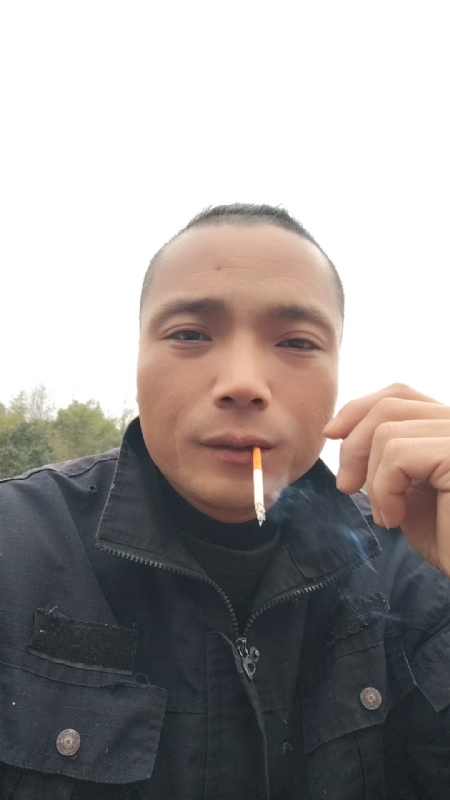 伯爵的第一张照片--东山婚介网