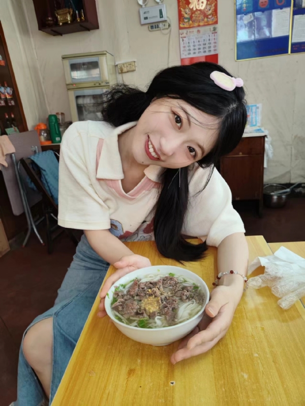 甜果的第一张照片--东山婚介网