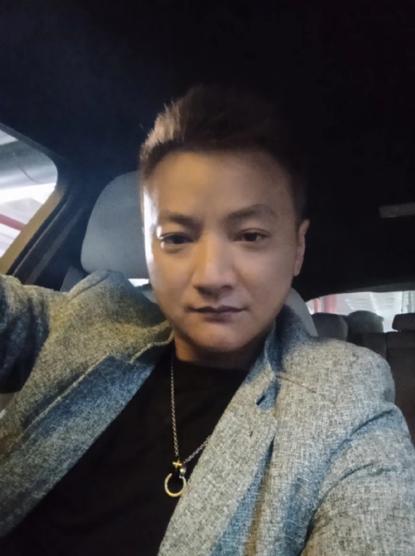 夜、有雨敲窗的第三张照片--东山婚介网
