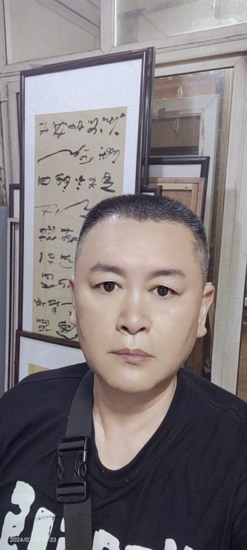 永恒的瞬间的第一张照片--东山婚介网